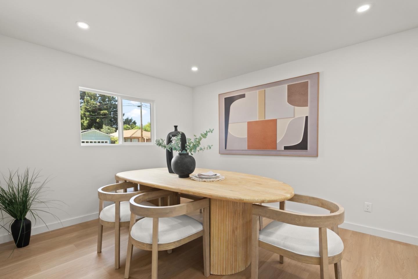 Detail Gallery Image 9 of 50 For 230 D St, Fremont,  CA 94536 - 5 Beds | 4/1 Baths