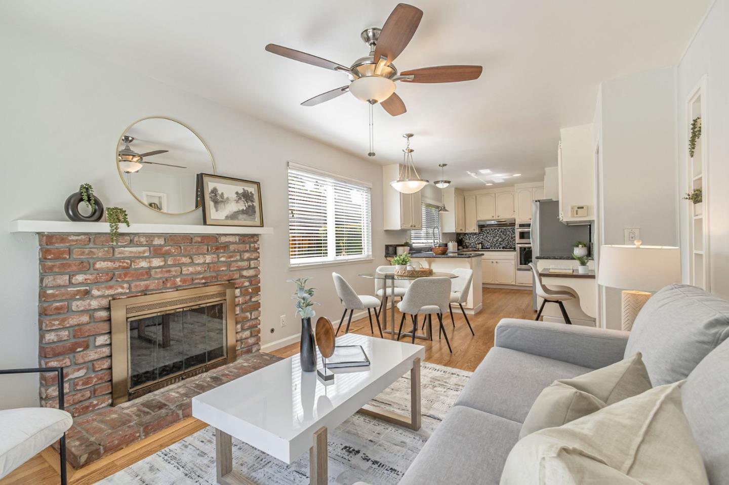 Detail Gallery Image 12 of 51 For 824 Buchser Way, San Jose,  CA 95125 - 3 Beds | 2/1 Baths