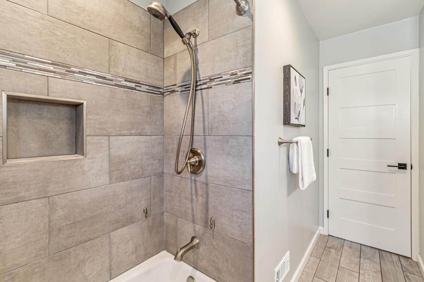 Detail Gallery Image 35 of 51 For 824 Buchser Way, San Jose,  CA 95125 - 3 Beds | 2/1 Baths