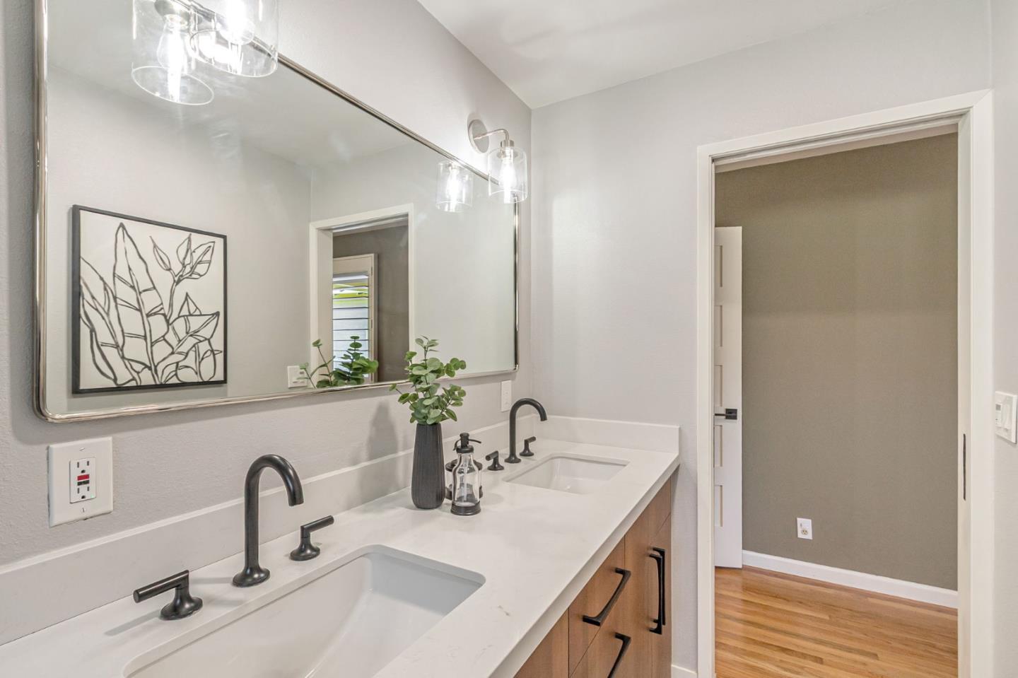 Detail Gallery Image 38 of 51 For 824 Buchser Way, San Jose,  CA 95125 - 3 Beds | 2/1 Baths