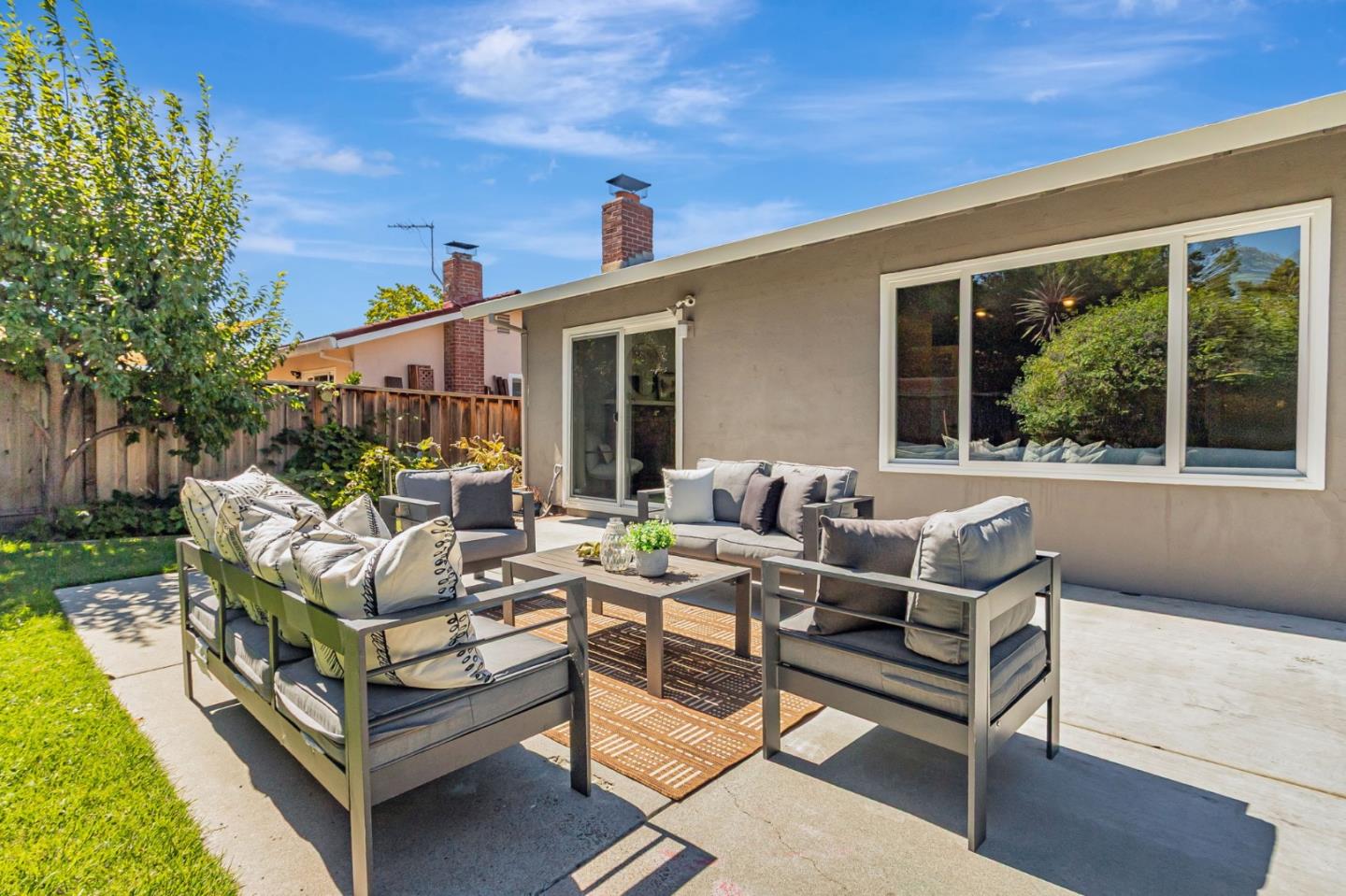 Detail Gallery Image 43 of 51 For 824 Buchser Way, San Jose,  CA 95125 - 3 Beds | 2/1 Baths