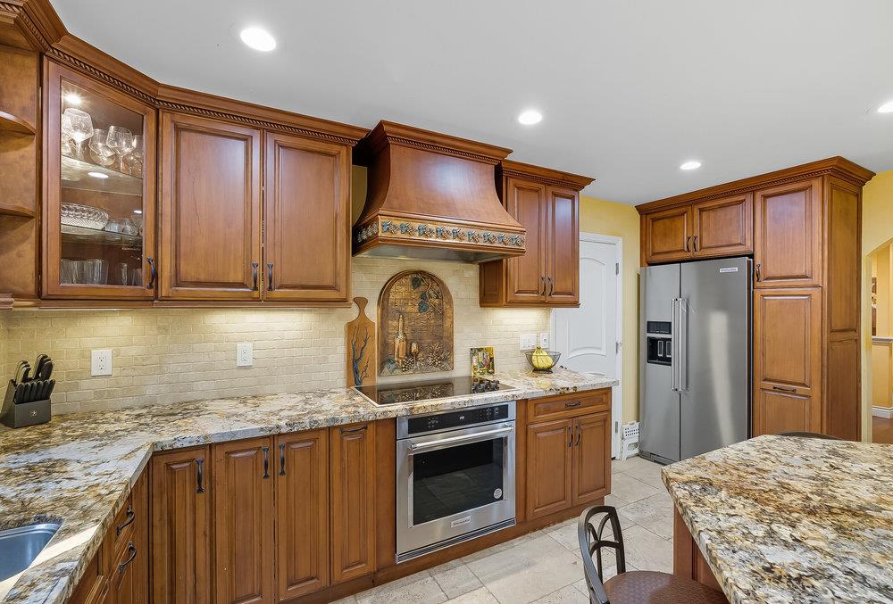 Detail Gallery Image 26 of 58 For 6698 Mount Pakron Dr, San Jose,  CA 95120 - 3 Beds | 2 Baths