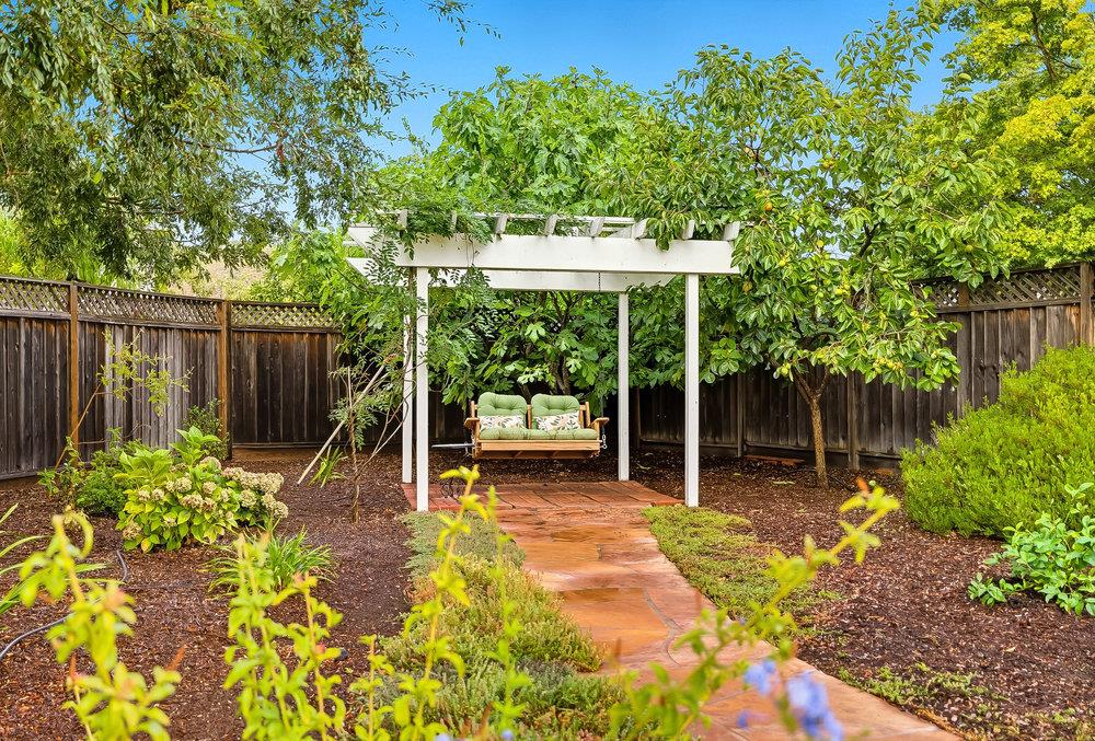 Detail Gallery Image 44 of 58 For 6698 Mount Pakron Dr, San Jose,  CA 95120 - 3 Beds | 2 Baths