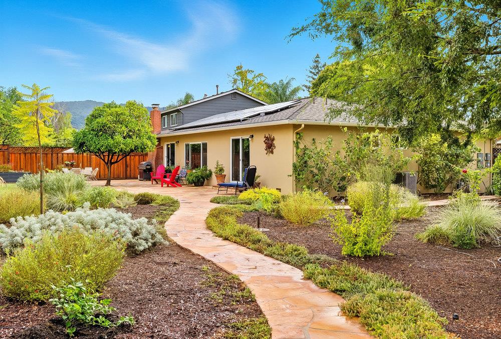 Detail Gallery Image 46 of 58 For 6698 Mount Pakron Dr, San Jose,  CA 95120 - 3 Beds | 2 Baths