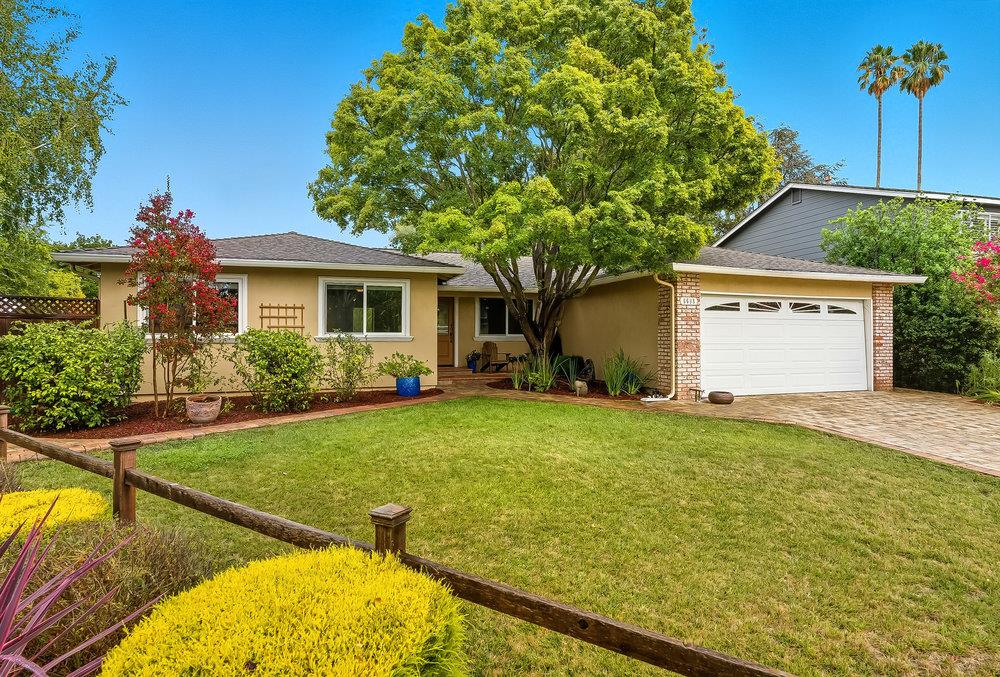 Detail Gallery Image 5 of 58 For 6698 Mount Pakron Dr, San Jose,  CA 95120 - 3 Beds | 2 Baths