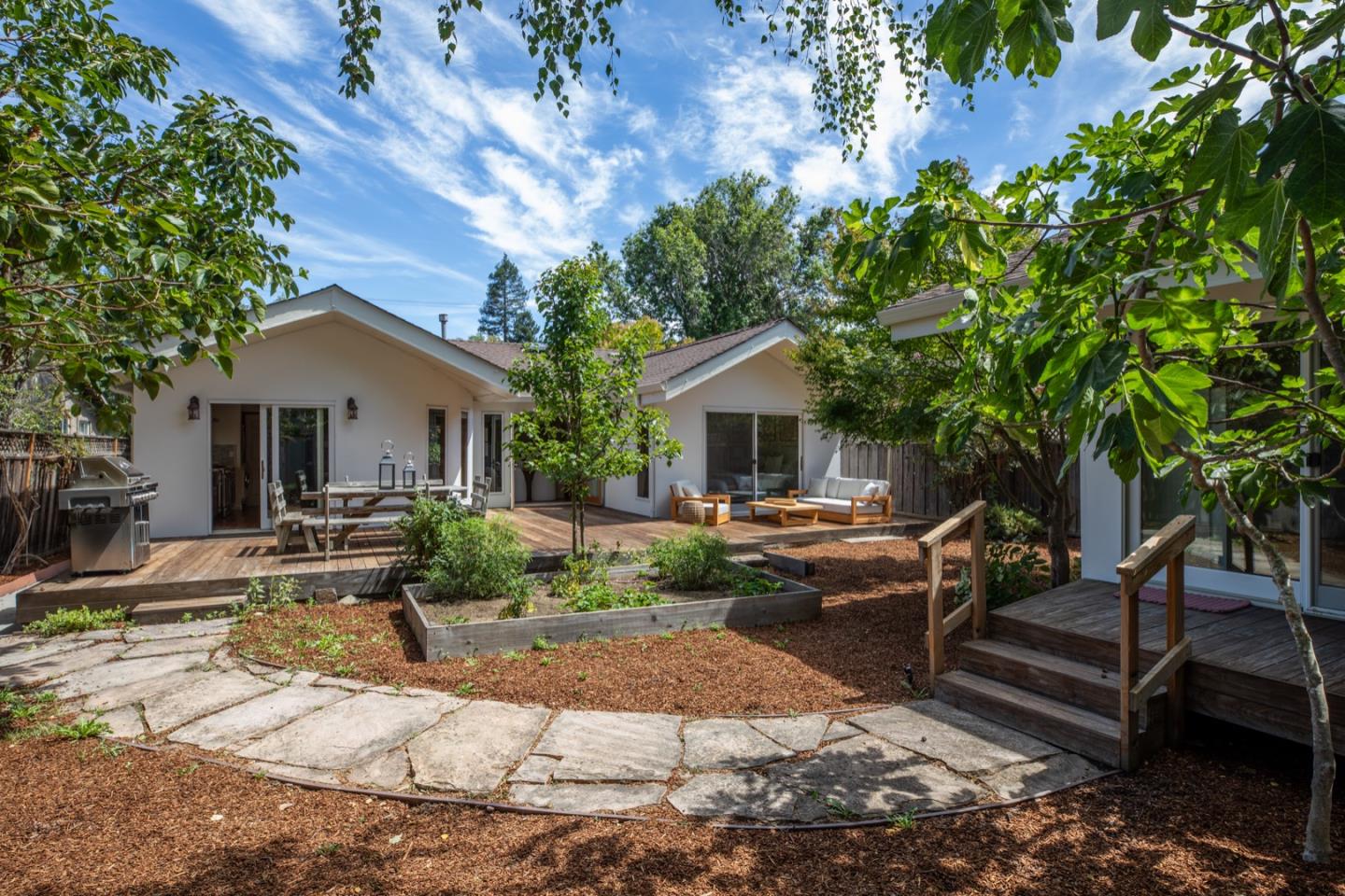 Detail Gallery Image 14 of 19 For 4112 Fair Oaks Ave, Menlo Park,  CA 94025 - 2 Beds | 1/1 Baths