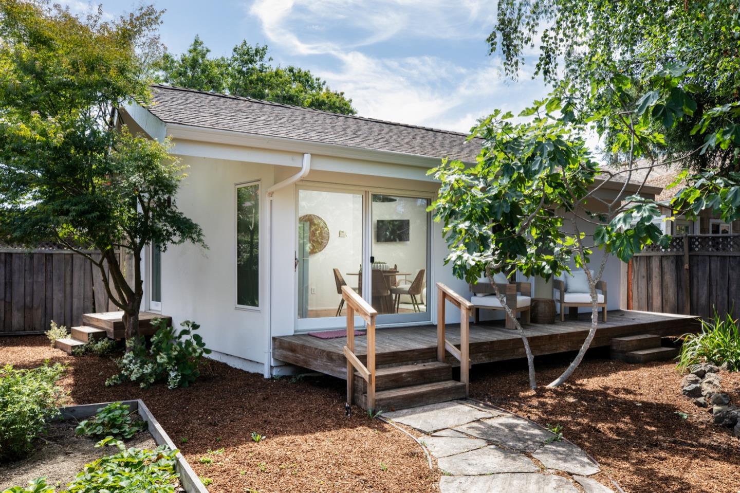 Detail Gallery Image 16 of 19 For 4112 Fair Oaks Ave, Menlo Park,  CA 94025 - 2 Beds | 1/1 Baths