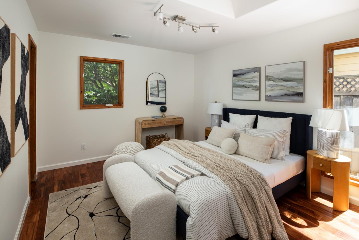 Detail Gallery Image 8 of 19 For 4112 Fair Oaks Ave, Menlo Park,  CA 94025 - 2 Beds | 1/1 Baths