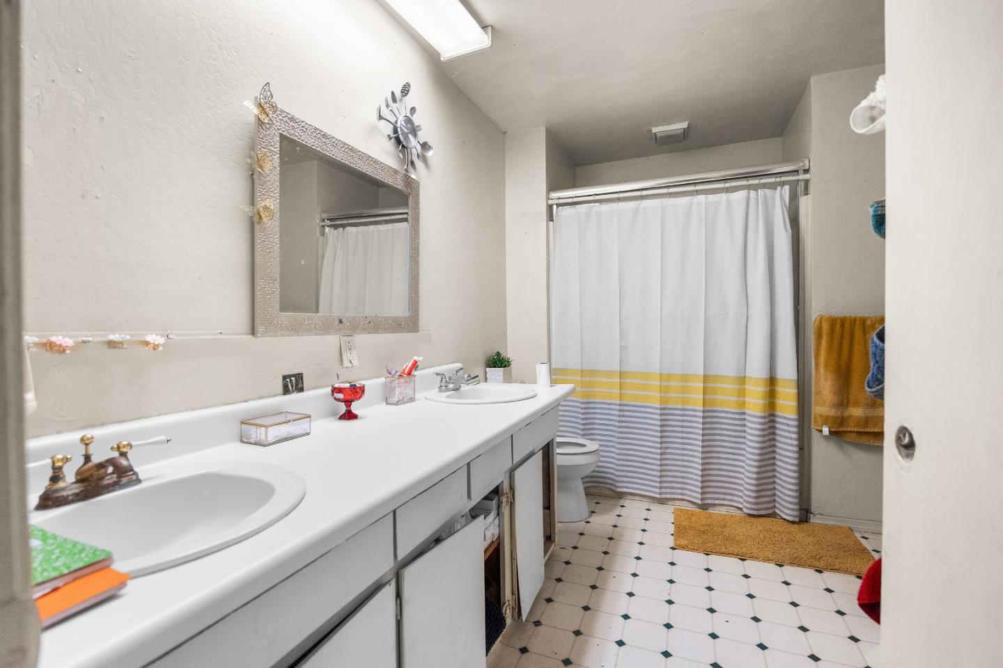 Detail Gallery Image 10 of 24 For 250 Old Chittenden Rd, Watsonville,  CA 95076 - 3 Beds | 2/1 Baths