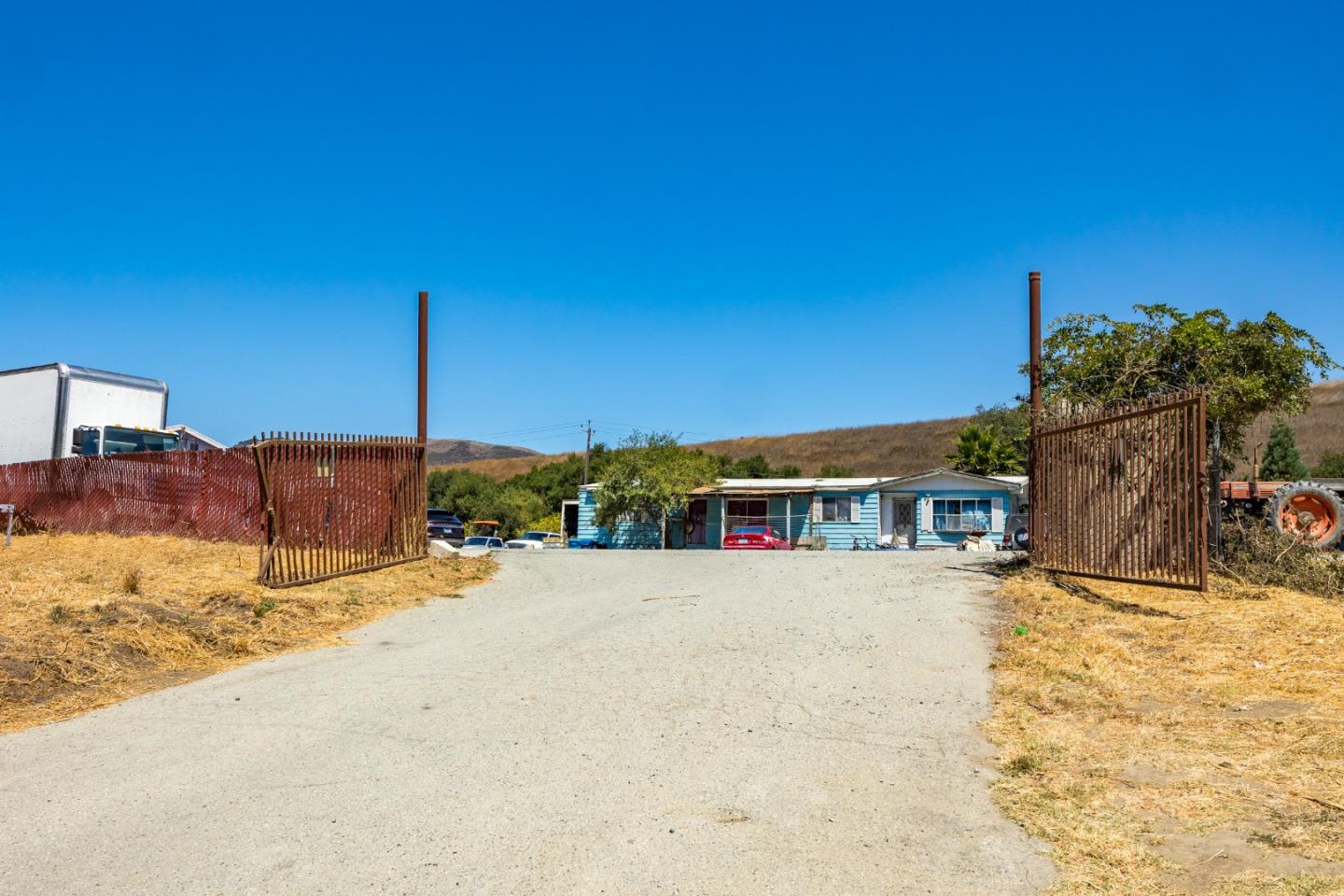 Detail Gallery Image 22 of 24 For 250 Old Chittenden Rd, Watsonville,  CA 95076 - 3 Beds | 2/1 Baths