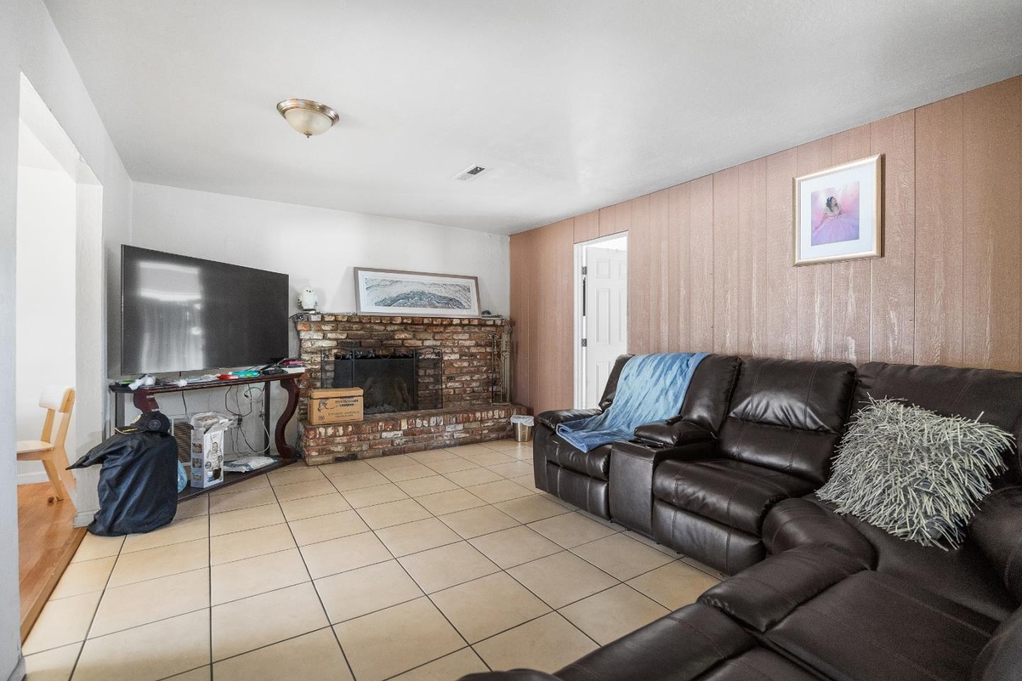 Detail Gallery Image 6 of 24 For 250 Old Chittenden Rd, Watsonville,  CA 95076 - 3 Beds | 2/1 Baths