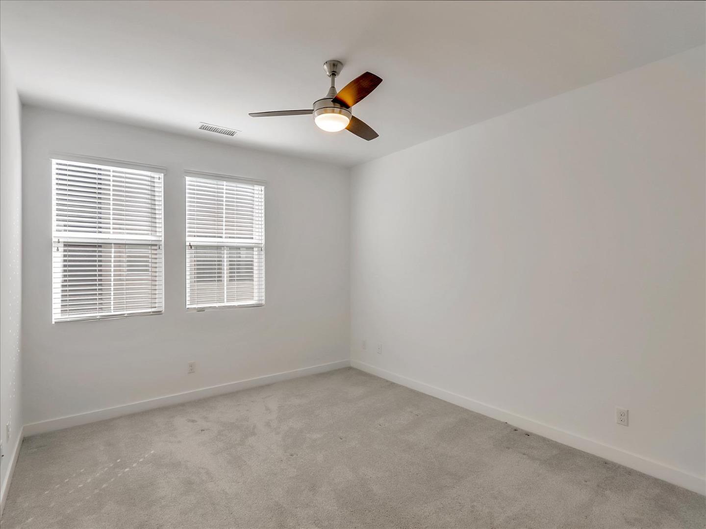 Detail Gallery Image 30 of 55 For 1452 N Harbor Blvd #1,  Santa Ana,  CA 92703 - 3 Beds | 2/1 Baths