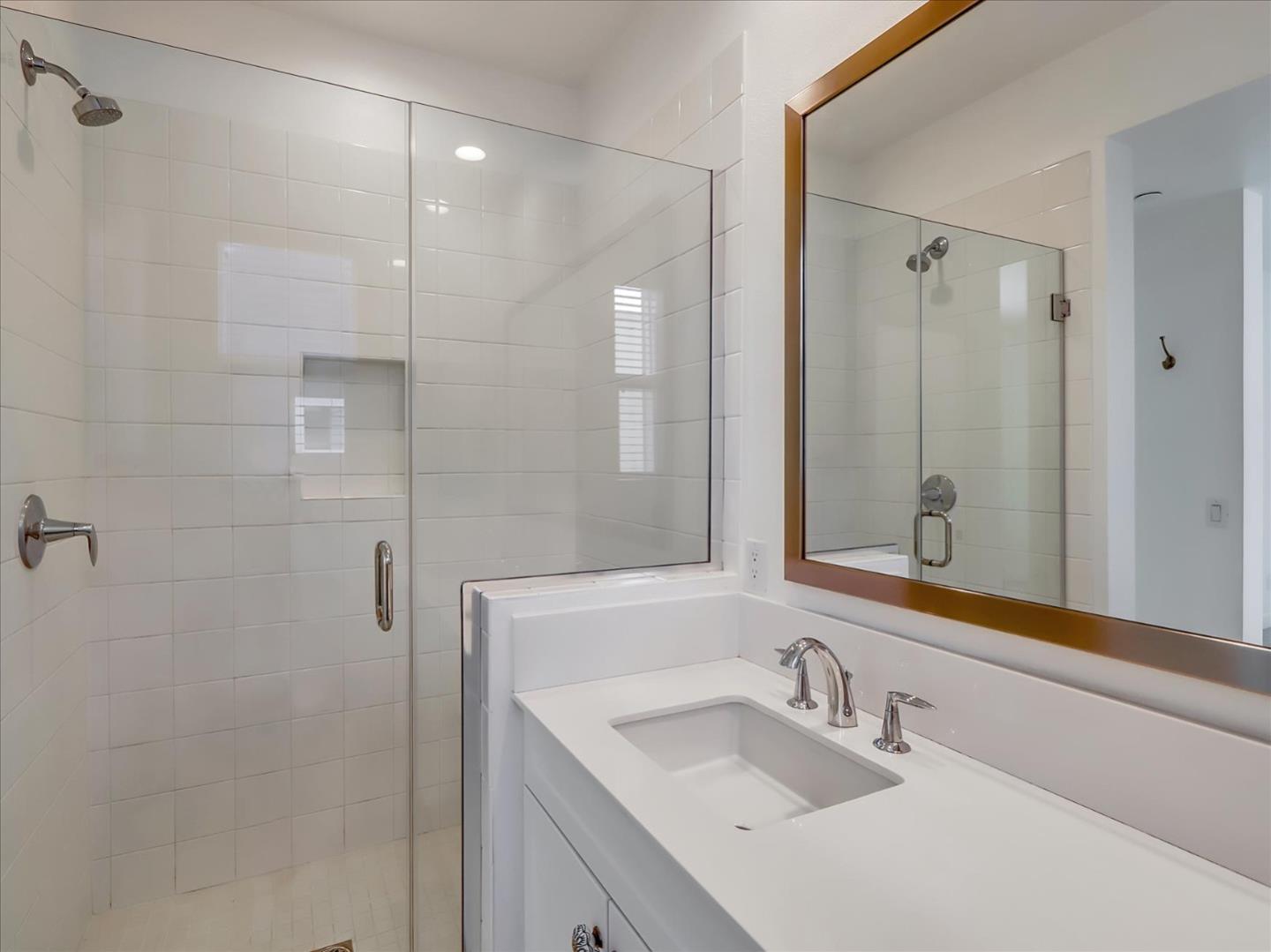 Detail Gallery Image 43 of 55 For 1452 N Harbor Blvd #1,  Santa Ana,  CA 92703 - 3 Beds | 2/1 Baths