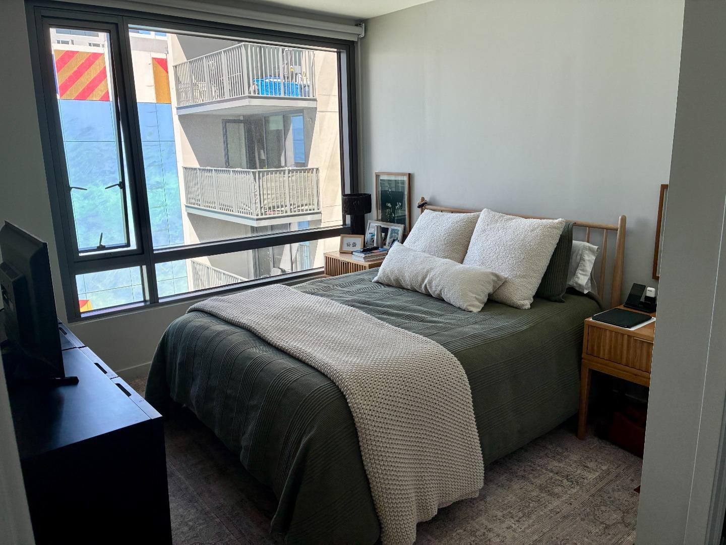 Detail Gallery Image 8 of 15 For 101 Polk St #810,  San Francisco,  CA 94102 - 2 Beds | 2 Baths