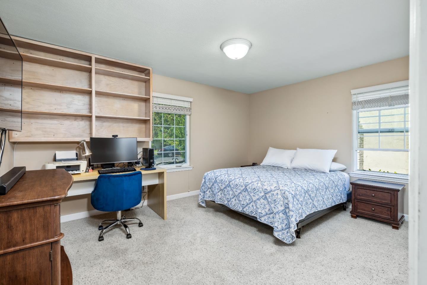 Detail Gallery Image 23 of 37 For 1037 Walnut St, San Carlos,  CA 94070 - 4 Beds | 3 Baths
