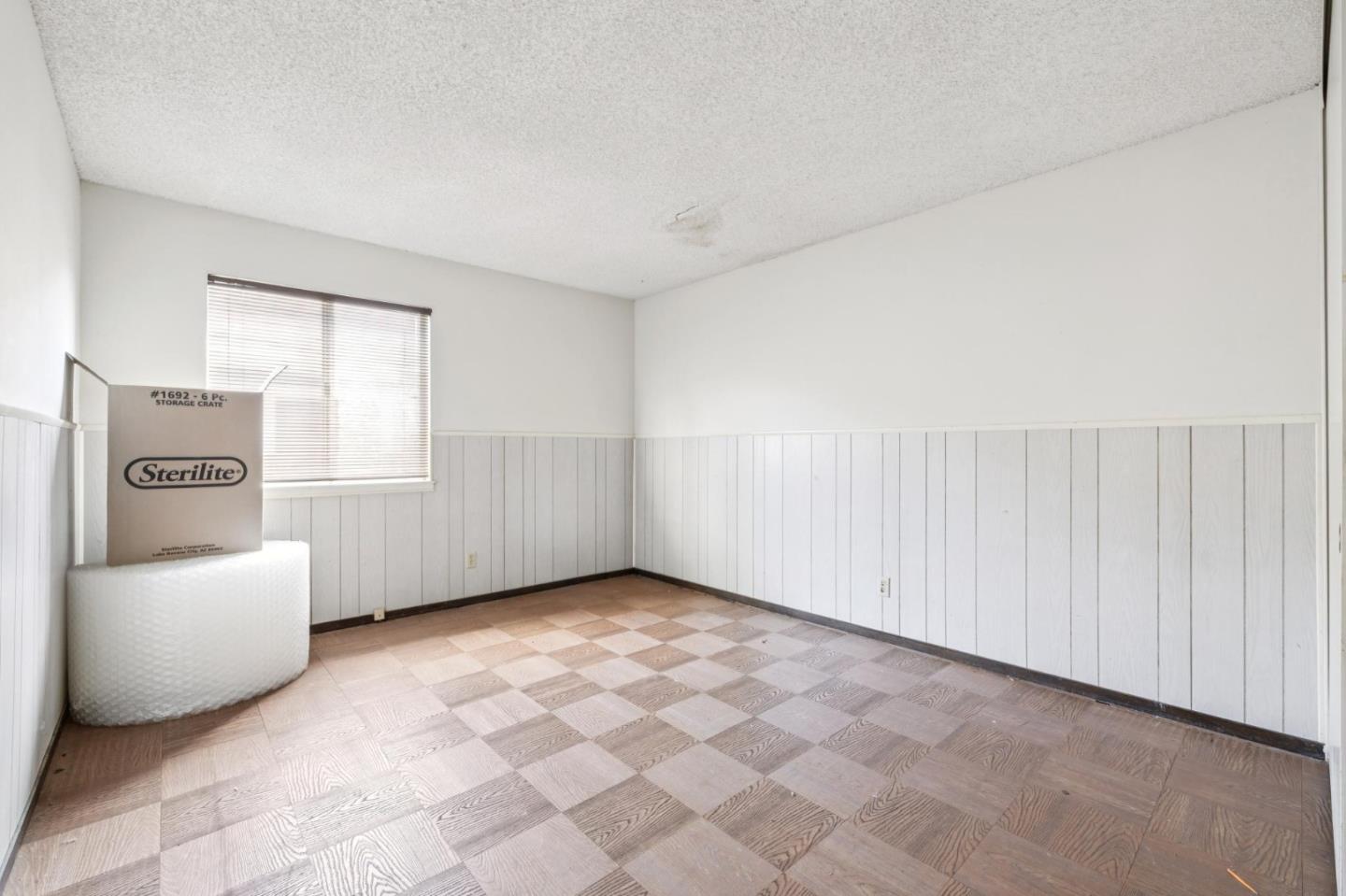 Detail Gallery Image 16 of 24 For 200 Bridgeport Dr, Half Moon Bay,  CA 94019 - 3 Beds | 2 Baths