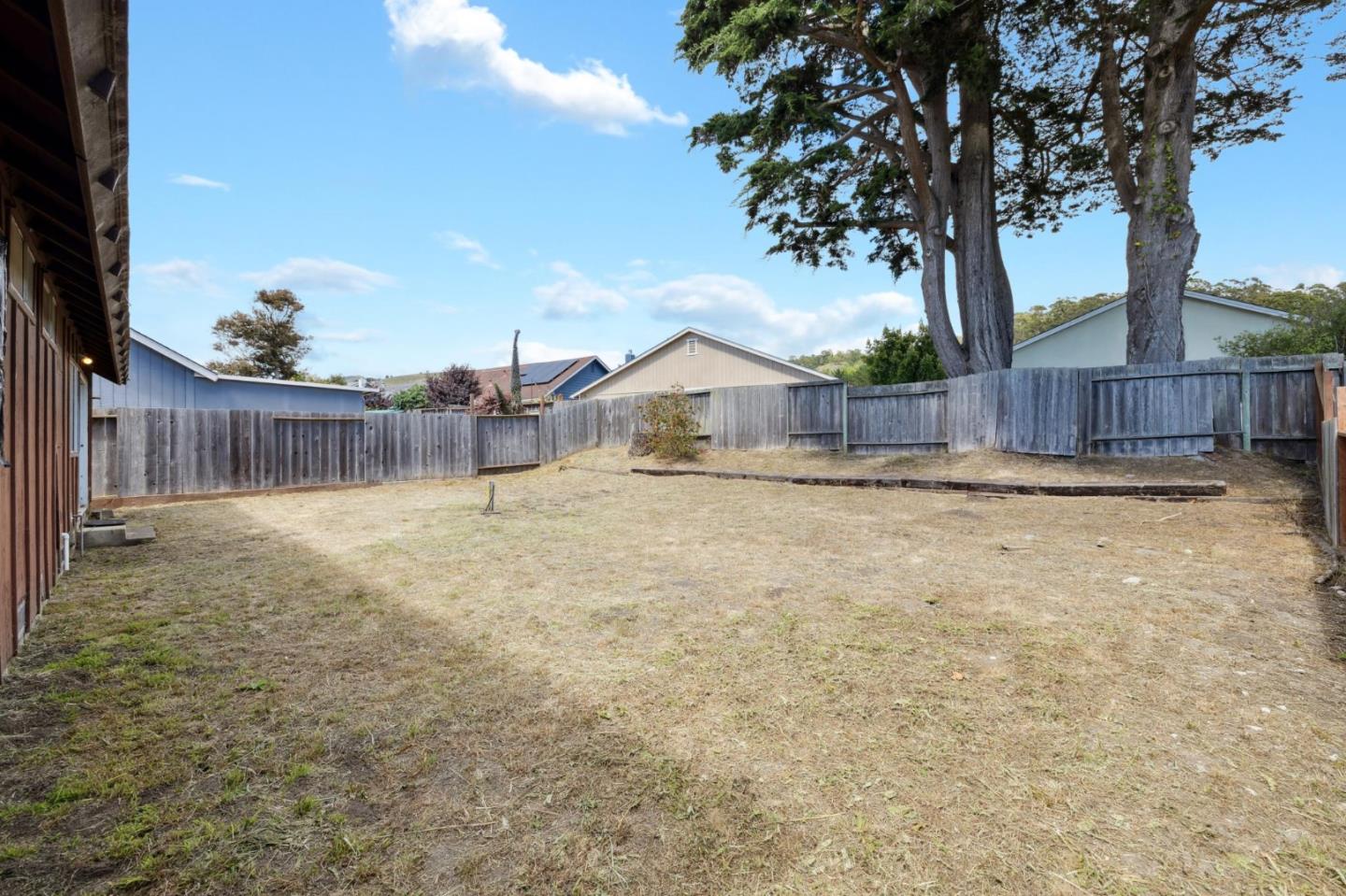 Detail Gallery Image 21 of 24 For 200 Bridgeport Dr, Half Moon Bay,  CA 94019 - 3 Beds | 2 Baths