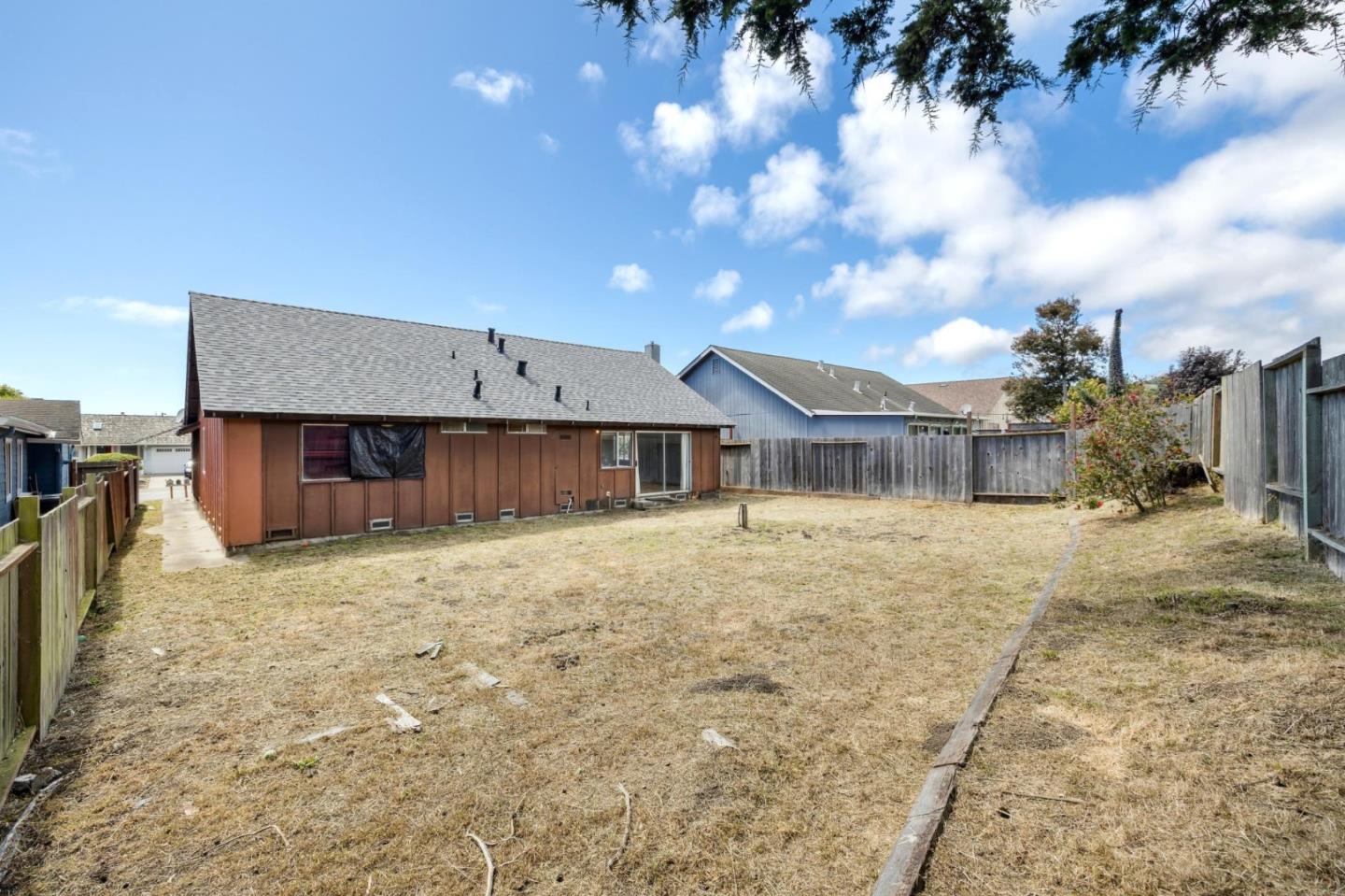 Detail Gallery Image 23 of 24 For 200 Bridgeport Dr, Half Moon Bay,  CA 94019 - 3 Beds | 2 Baths