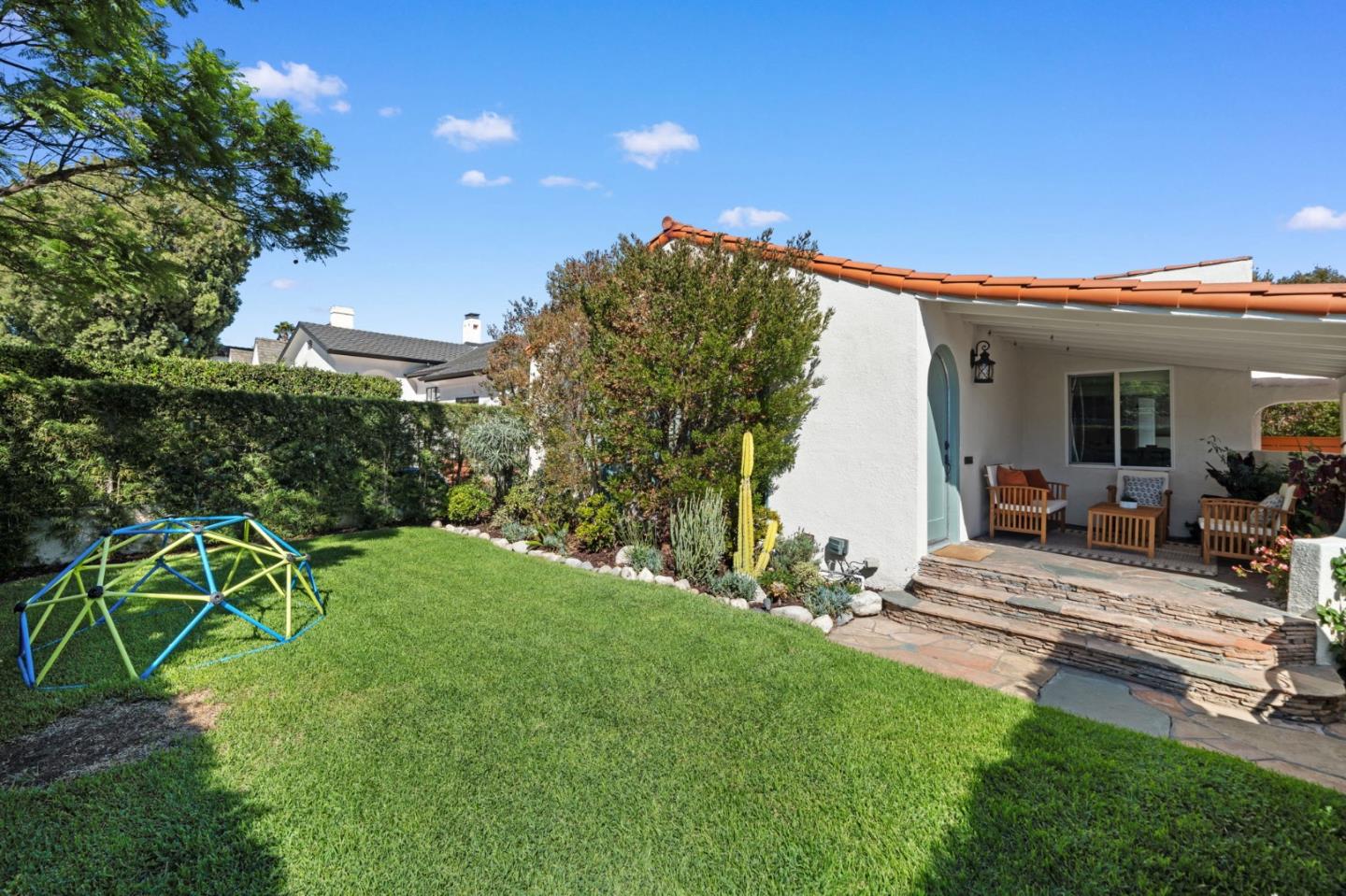 Detail Gallery Image 24 of 34 For 1250 Hauser Blvd, Los Angeles,  CA 90019 - 3 Beds | 2 Baths