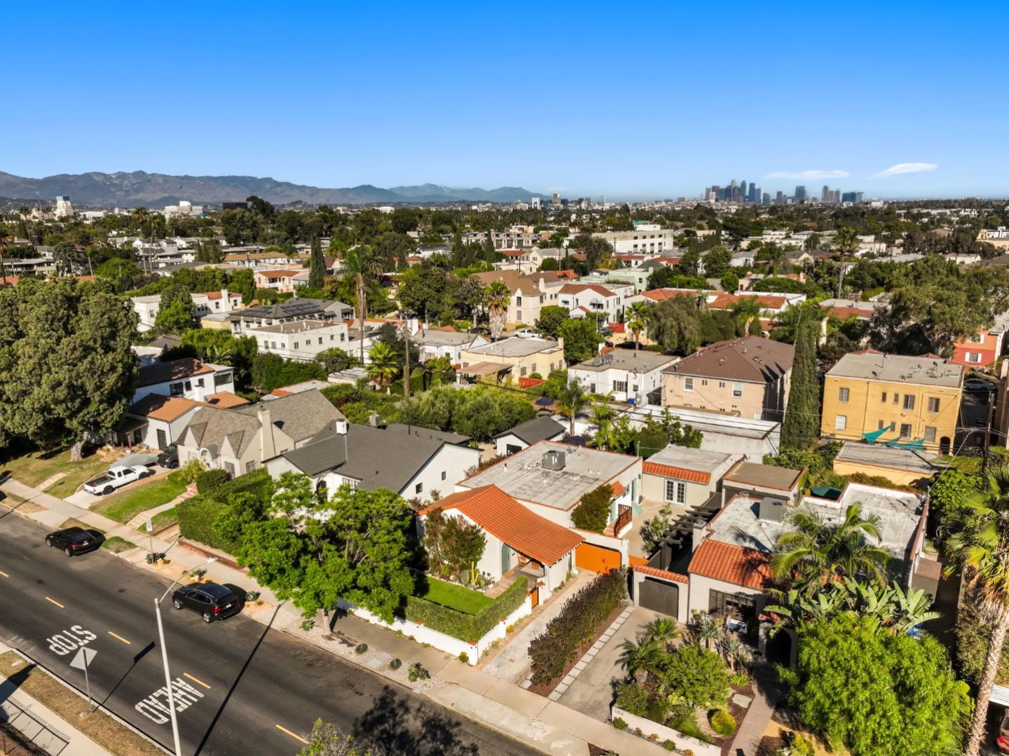 Detail Gallery Image 26 of 34 For 1250 Hauser Blvd, Los Angeles,  CA 90019 - 3 Beds | 2 Baths