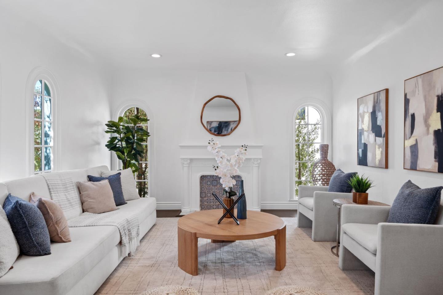 Detail Gallery Image 5 of 34 For 1250 Hauser Blvd, Los Angeles,  CA 90019 - 3 Beds | 2 Baths
