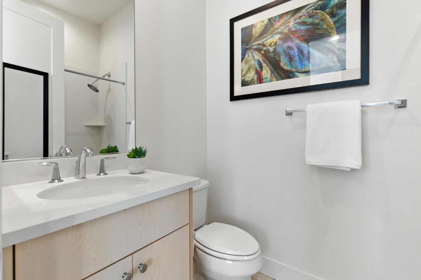 Detail Gallery Image 11 of 25 For 238 Element Rd, San Jose,  CA 95110 - 3 Beds | 3/1 Baths