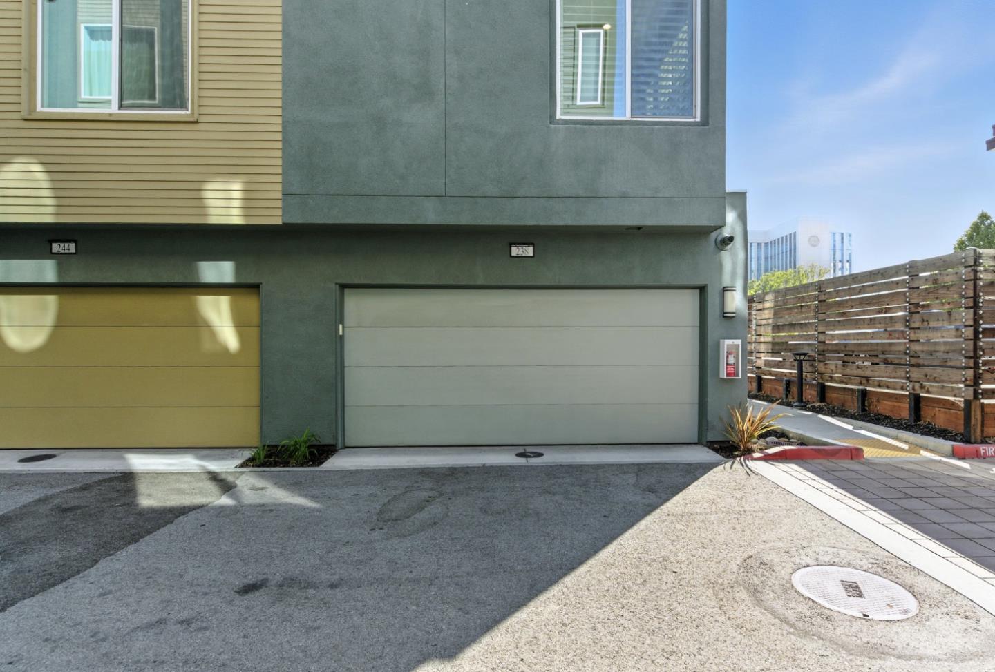 Detail Gallery Image 23 of 25 For 238 Element Rd, San Jose,  CA 95110 - 3 Beds | 3/1 Baths