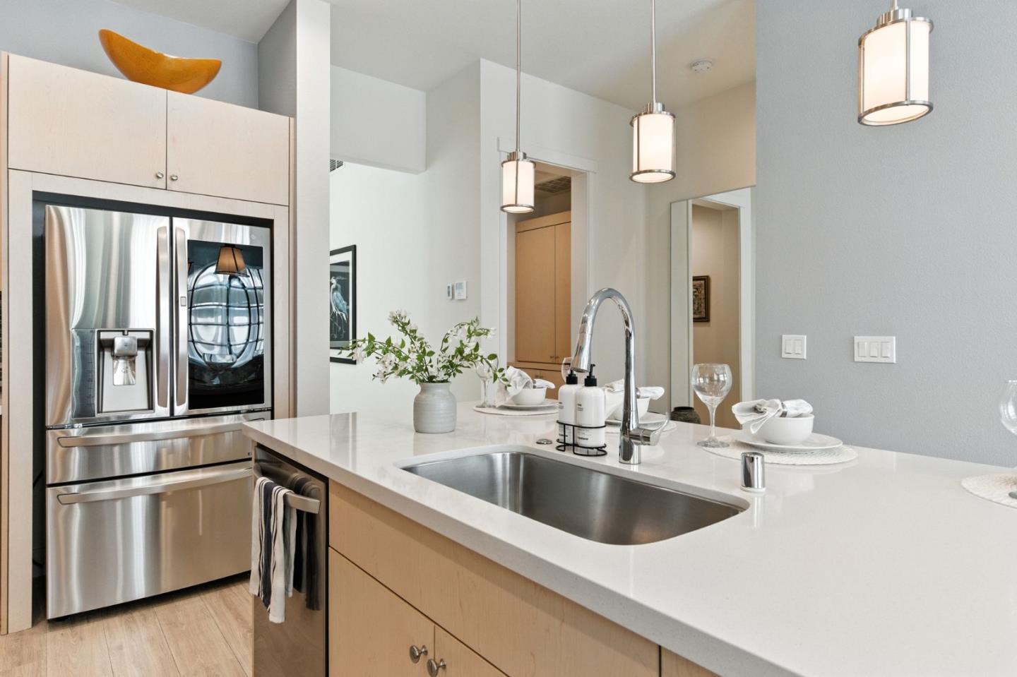 Detail Gallery Image 5 of 25 For 238 Element Rd, San Jose,  CA 95110 - 3 Beds | 3/1 Baths
