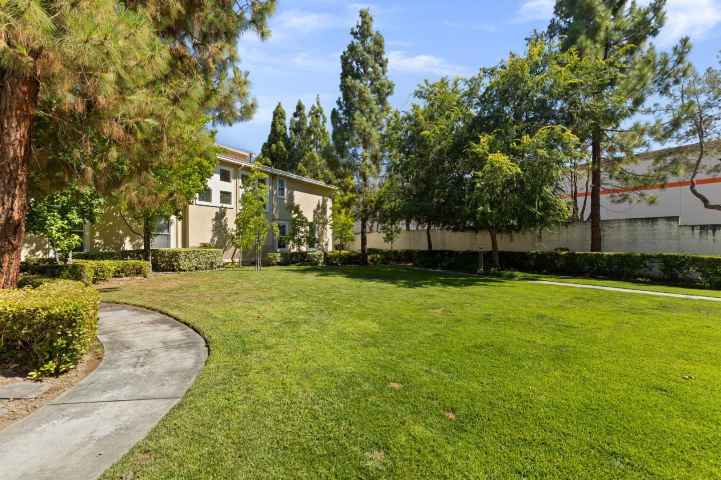 Detail Gallery Image 27 of 28 For 3337 Midtown Pl, San Jose,  CA 95136 - 2 Beds | 2/1 Baths