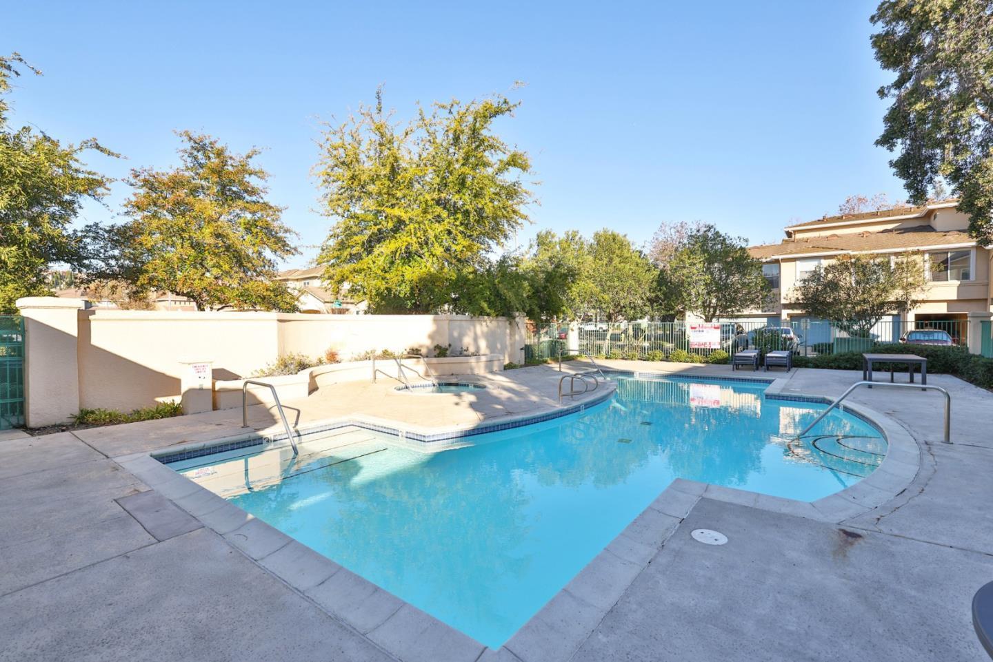Detail Gallery Image 31 of 32 For 3337 Midtown Pl, San Jose,  CA 95136 - 2 Beds | 2/1 Baths