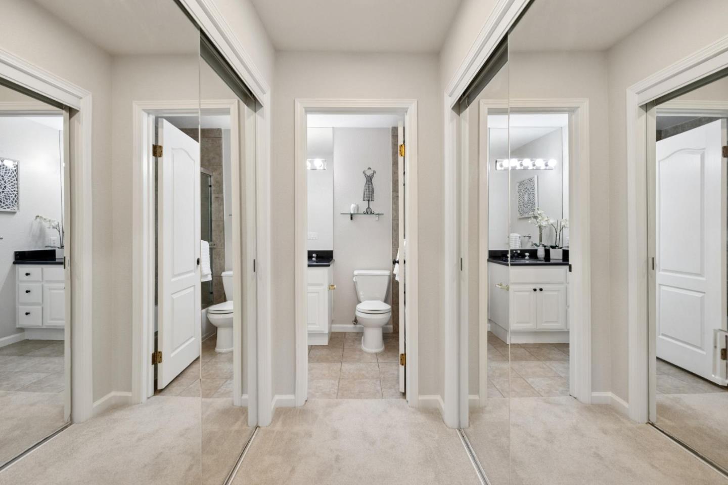 Detail Gallery Image 19 of 35 For 20 Willow Rd #45,  Menlo Park,  CA 94025 - 2 Beds | 2 Baths