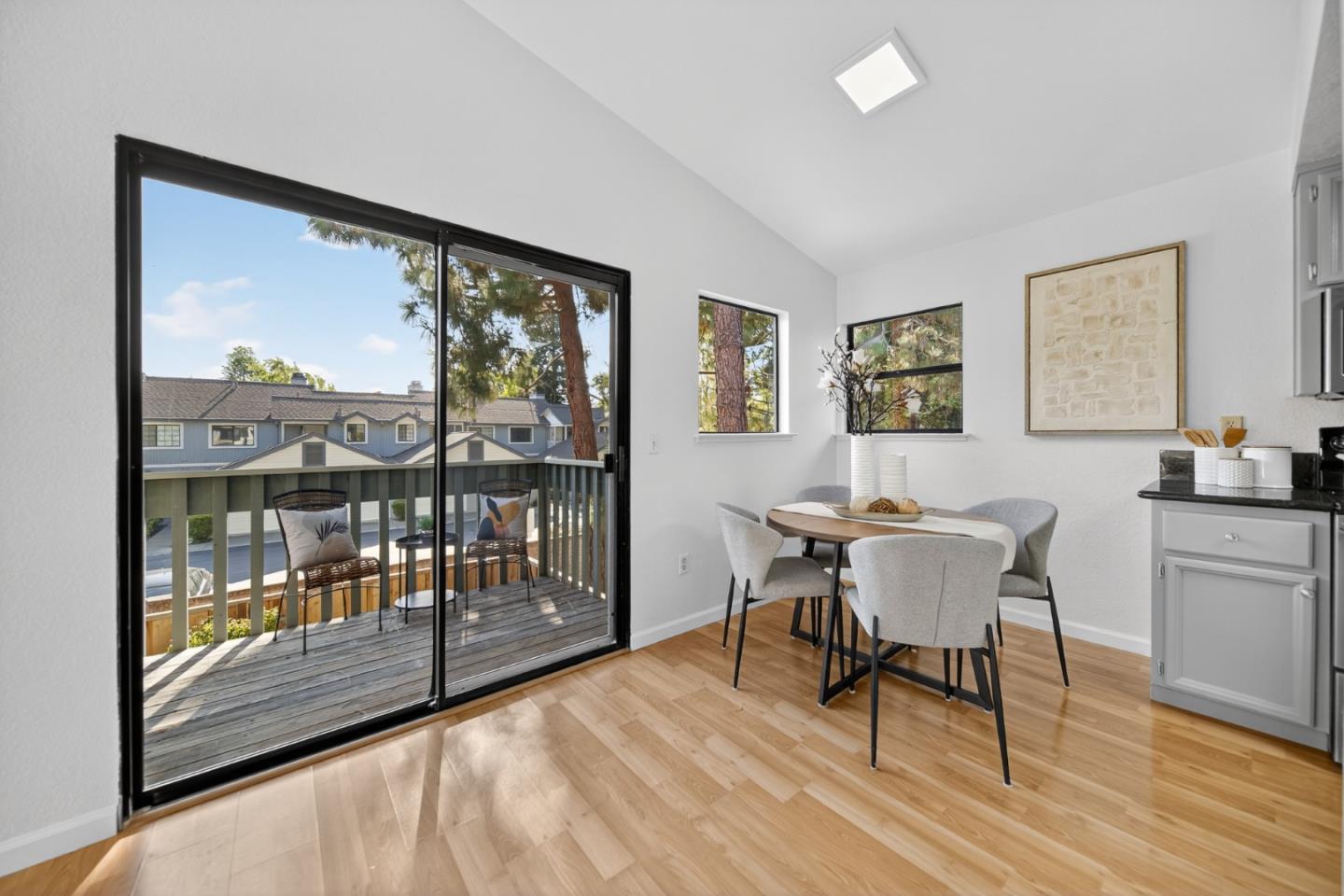 Detail Gallery Image 7 of 50 For 34565 Pueblo Ter, Fremont,  CA 94555 - 2 Beds | 2 Baths