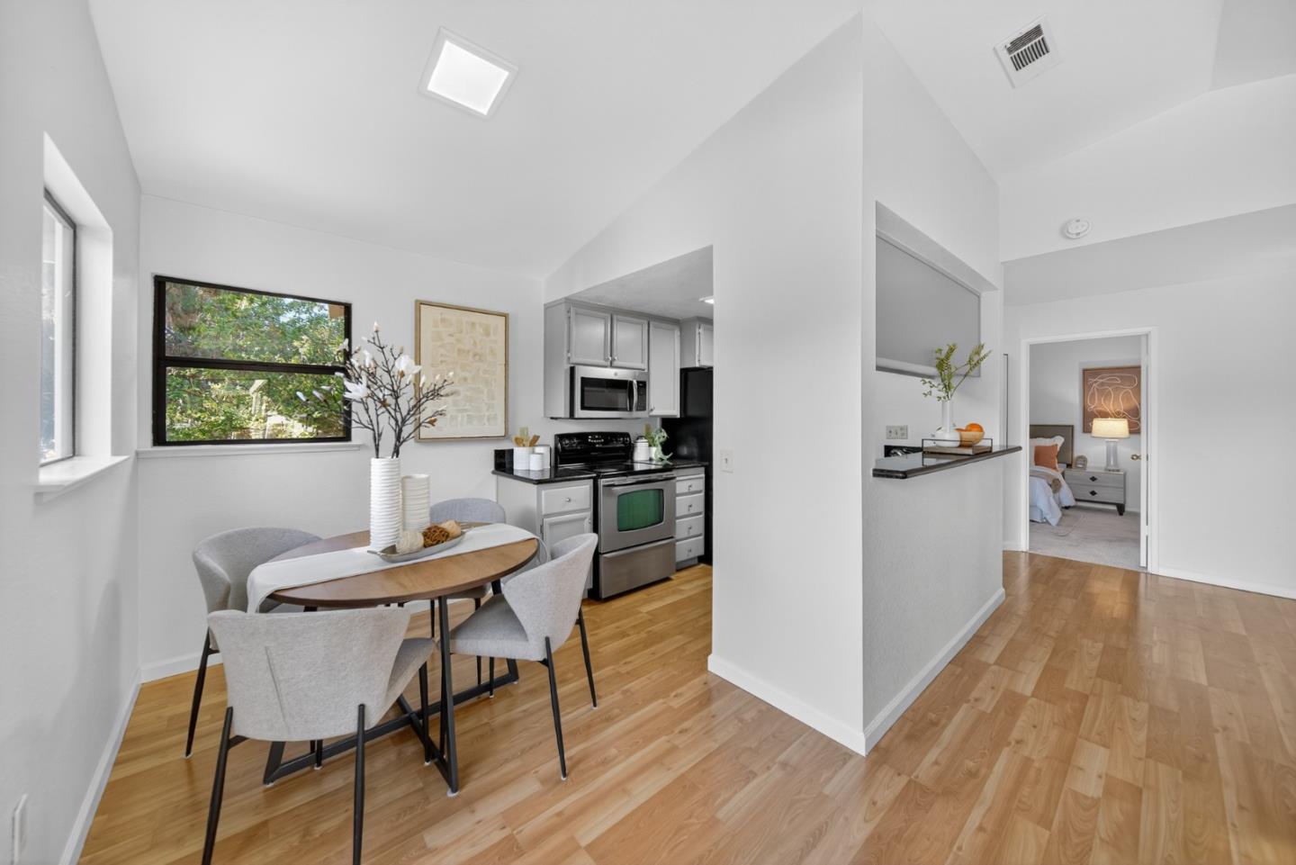 Detail Gallery Image 9 of 50 For 34565 Pueblo Ter, Fremont,  CA 94555 - 2 Beds | 2 Baths