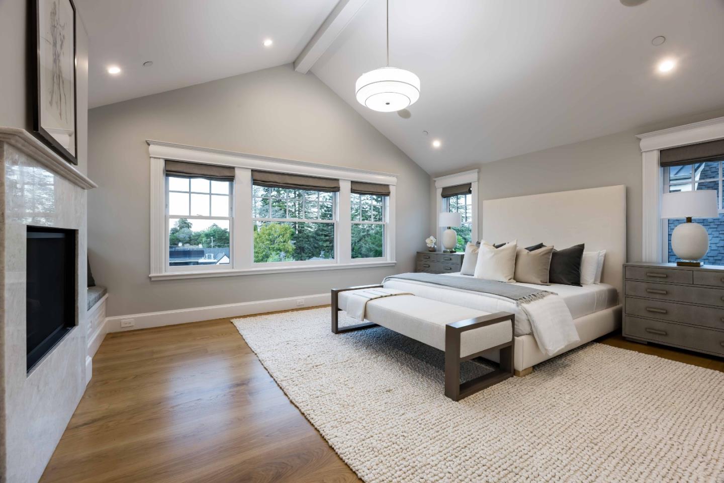 Detail Gallery Image 17 of 43 For 132 Elm Ave, Burlingame,  CA 94010 - 4 Beds | 5/1 Baths