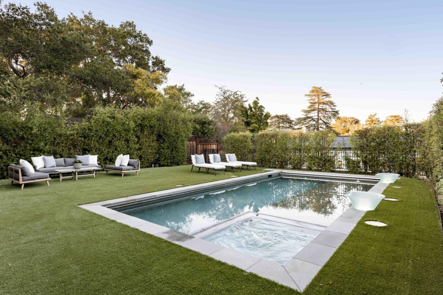 Detail Gallery Image 37 of 43 For 132 Elm Ave, Burlingame,  CA 94010 - 4 Beds | 5/1 Baths