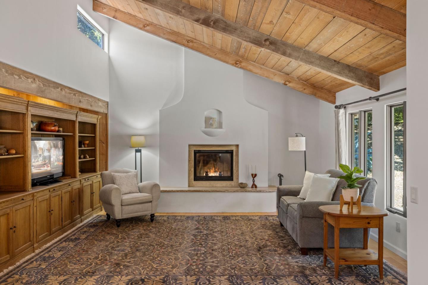 Detail Gallery Image 3 of 21 For 11660 Mccarthy Rd, Carmel Valley,  CA 93924 - 3 Beds | 2 Baths
