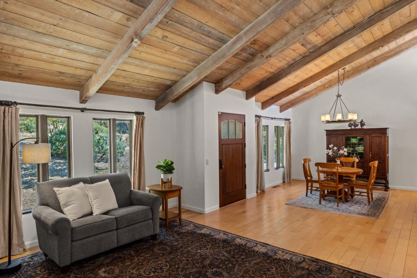 Detail Gallery Image 4 of 21 For 11660 Mccarthy Rd, Carmel Valley,  CA 93924 - 3 Beds | 2 Baths