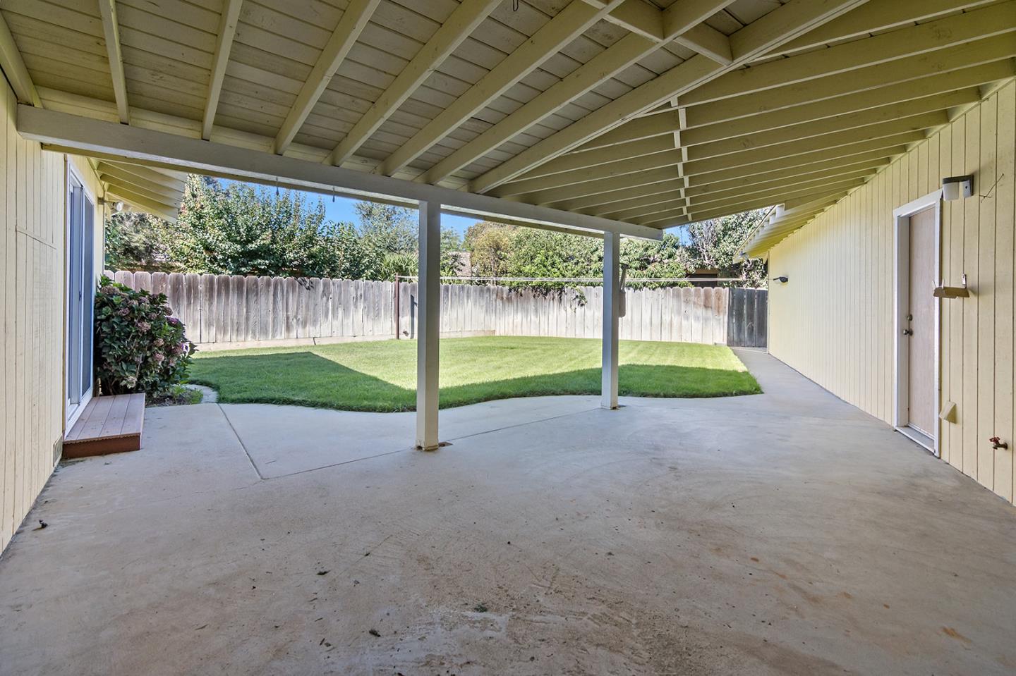 Detail Gallery Image 13 of 35 For 225 Rio Vista Dr, King City,  CA 93930 - 3 Beds | 2 Baths