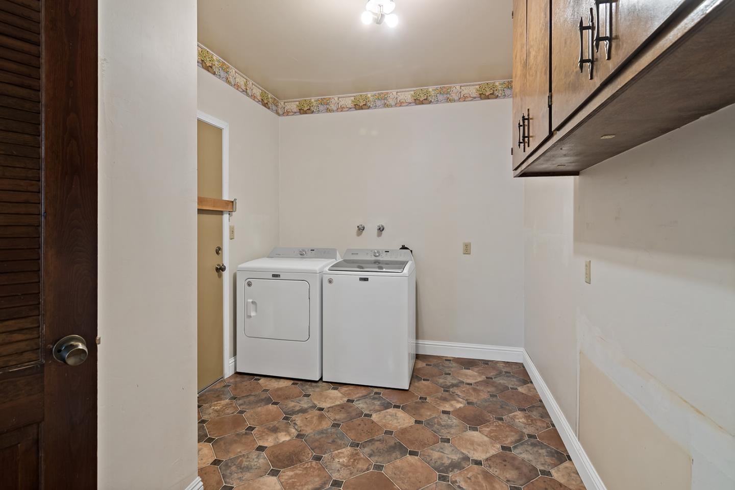 Detail Gallery Image 14 of 35 For 225 Rio Vista Dr, King City,  CA 93930 - 3 Beds | 2 Baths