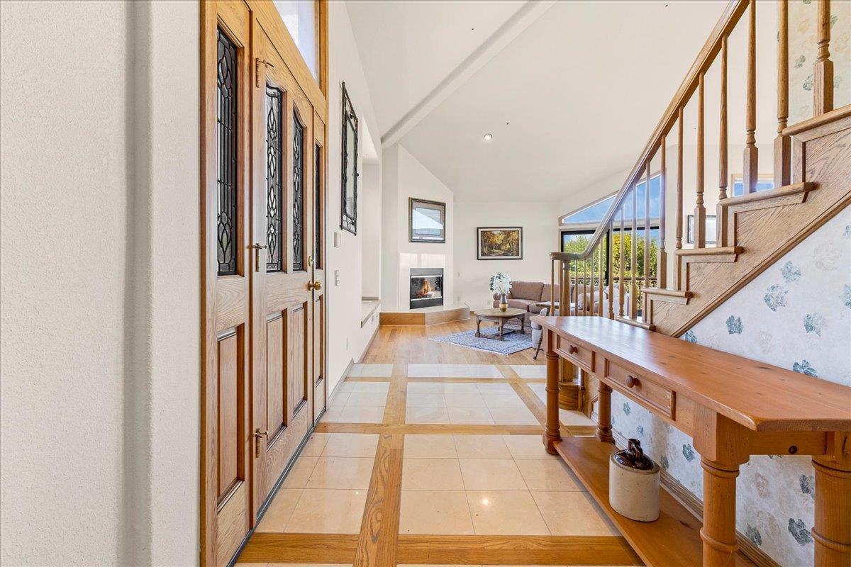 Detail Gallery Image 12 of 78 For 275 Nicholson Dr, Hollister,  CA 95023 - 4 Beds | 3 Baths