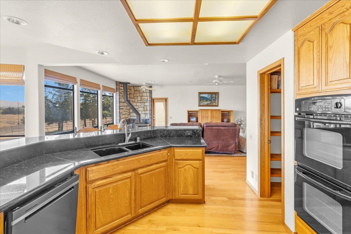 Detail Gallery Image 21 of 78 For 275 Nicholson Dr, Hollister,  CA 95023 - 4 Beds | 3 Baths