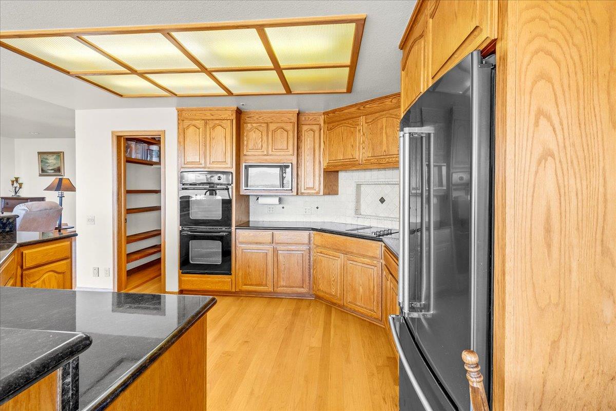 Detail Gallery Image 22 of 78 For 275 Nicholson Dr, Hollister,  CA 95023 - 4 Beds | 3 Baths
