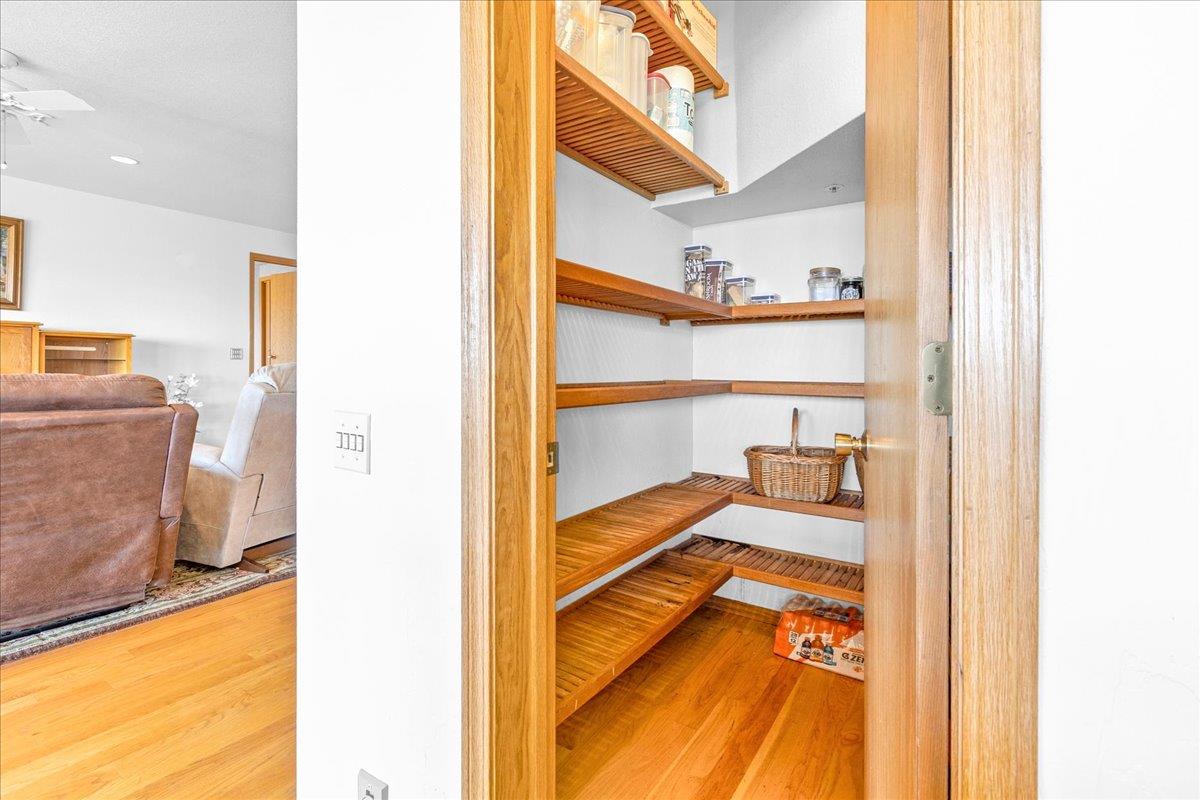 Detail Gallery Image 23 of 78 For 275 Nicholson Dr, Hollister,  CA 95023 - 4 Beds | 3 Baths