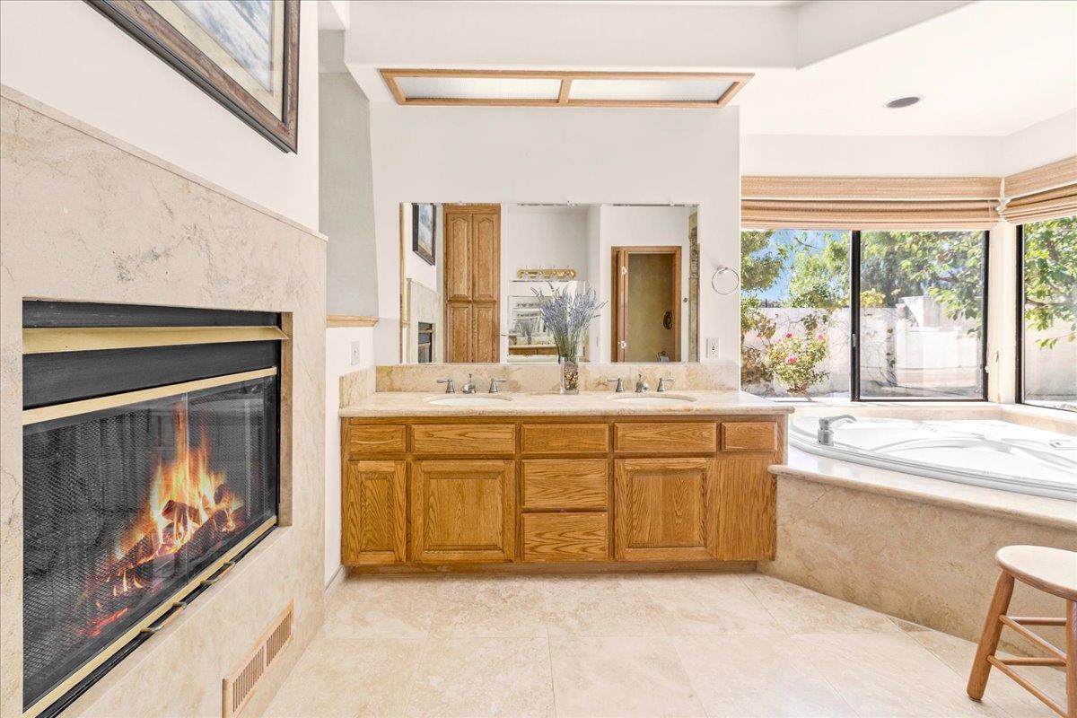 Detail Gallery Image 30 of 78 For 275 Nicholson Dr, Hollister,  CA 95023 - 4 Beds | 3 Baths