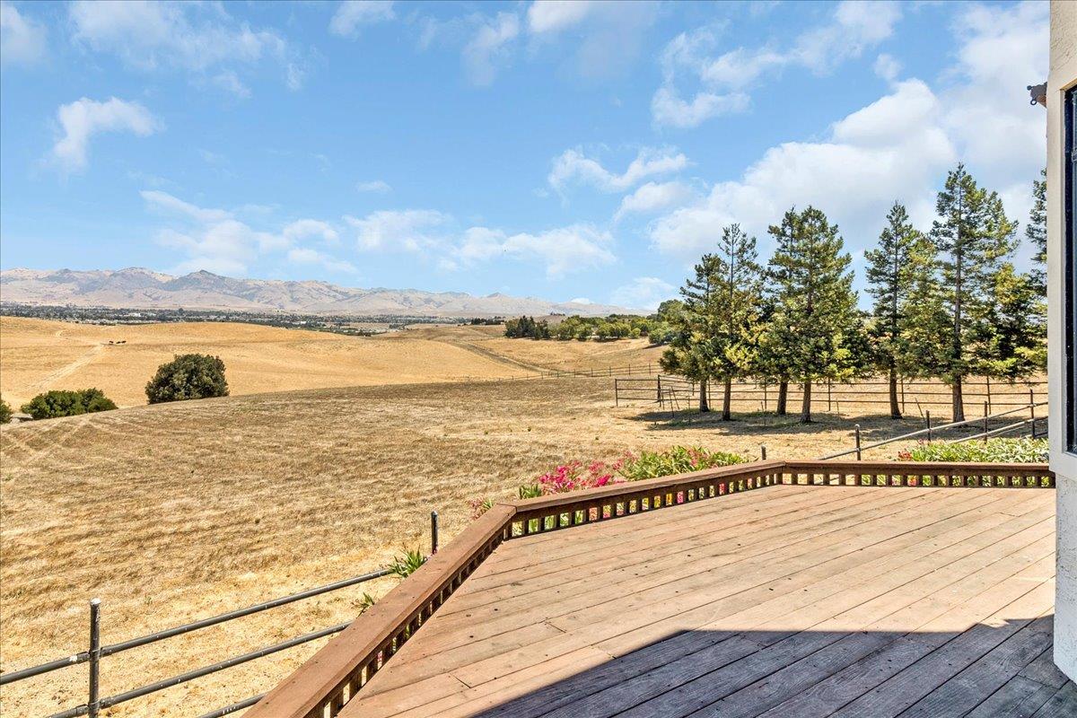 Detail Gallery Image 53 of 78 For 275 Nicholson Dr, Hollister,  CA 95023 - 4 Beds | 3 Baths
