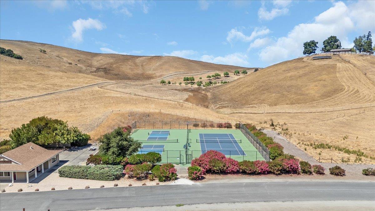 Detail Gallery Image 69 of 78 For 275 Nicholson Dr, Hollister,  CA 95023 - 4 Beds | 3 Baths