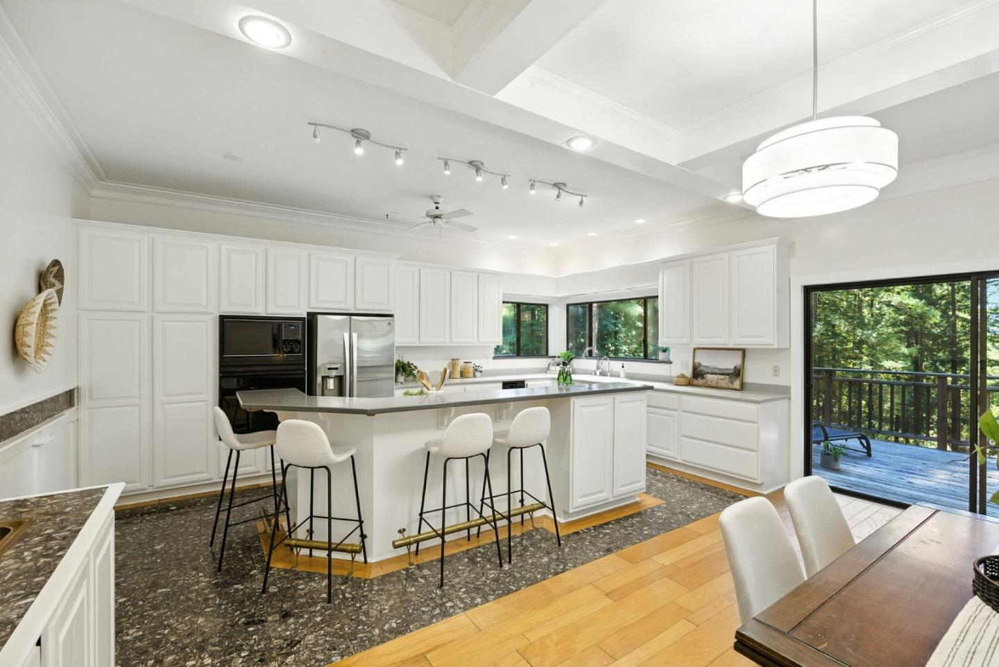 Detail Gallery Image 15 of 47 For 720 Quigg Way, Boulder Creek,  CA 95006 - 3 Beds | 2 Baths