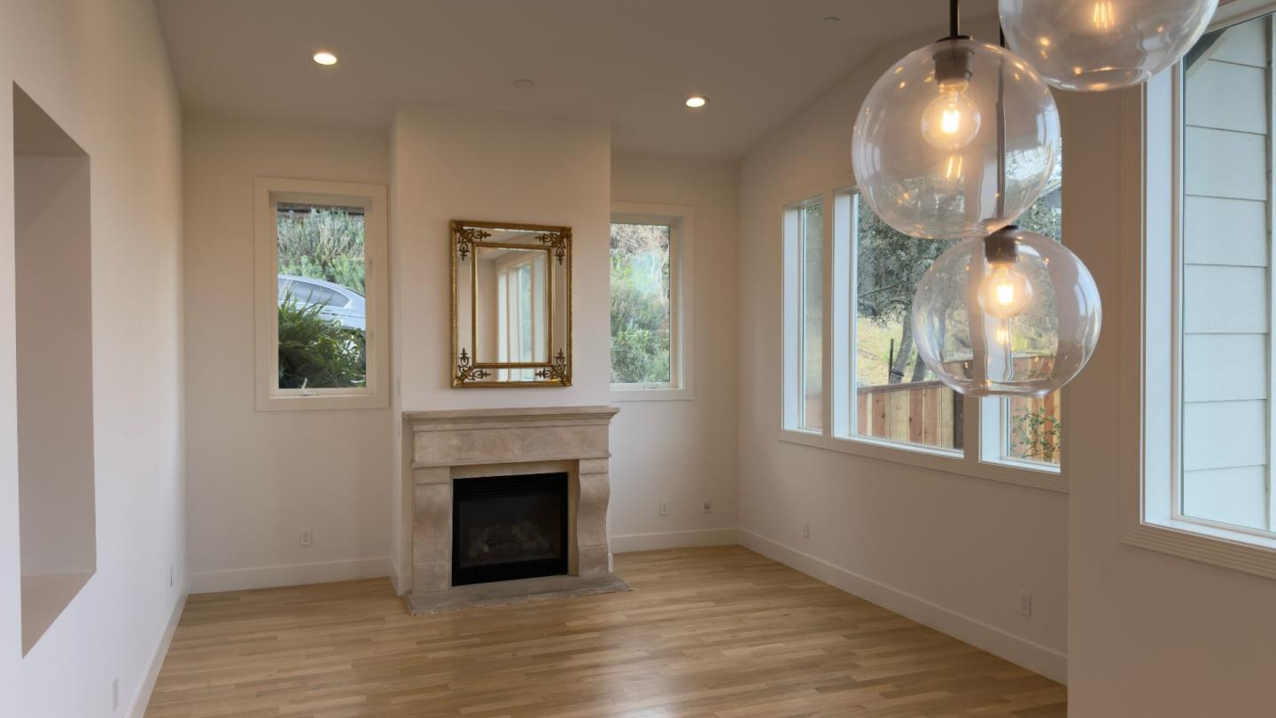 Detail Gallery Image 21 of 51 For 43 Baywood Ter, San Rafael,  CA 94901 - 4 Beds | 3/1 Baths