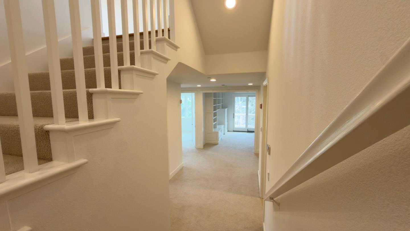 Detail Gallery Image 31 of 51 For 43 Baywood Ter, San Rafael,  CA 94901 - 4 Beds | 3/1 Baths