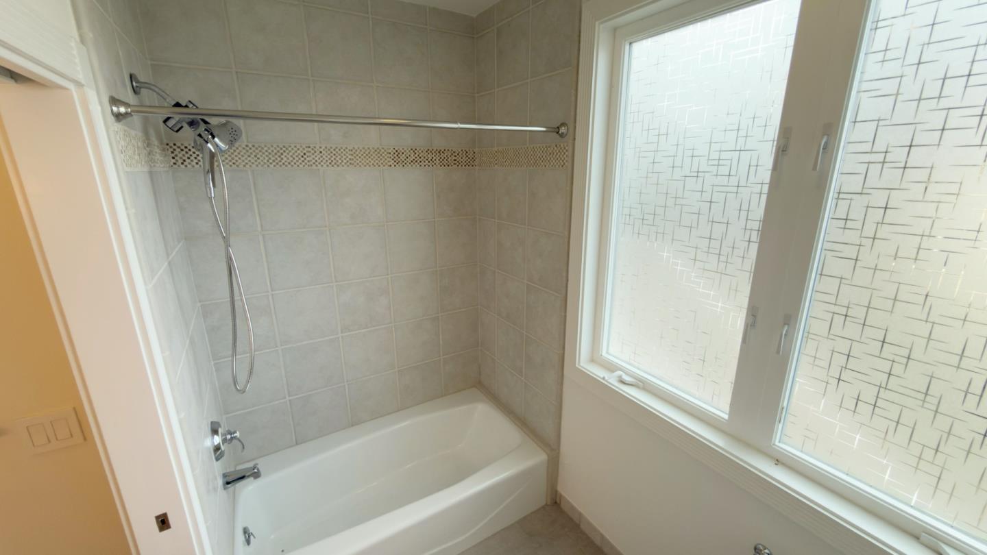 Detail Gallery Image 35 of 51 For 43 Baywood Ter, San Rafael,  CA 94901 - 4 Beds | 3/1 Baths